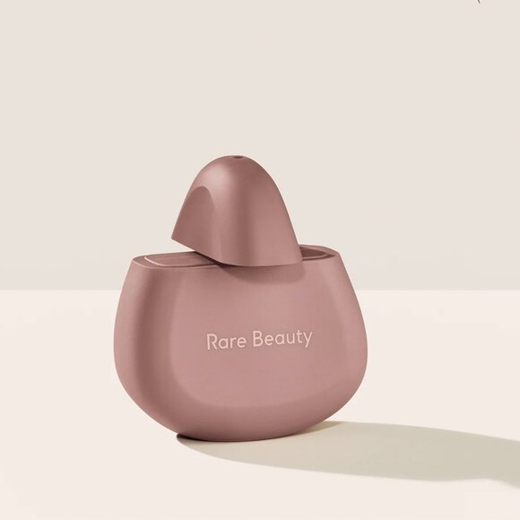 RARE BEAUTY FIND COMFORT HYDRATING HAND CREAM - Picture 3 of 7